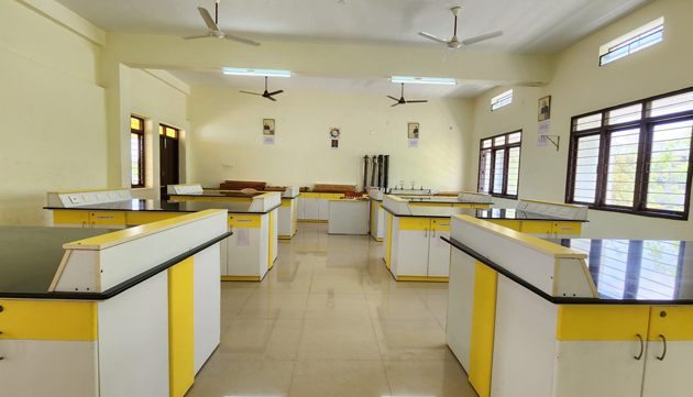 sri-ambal-vidhyalaya-labs